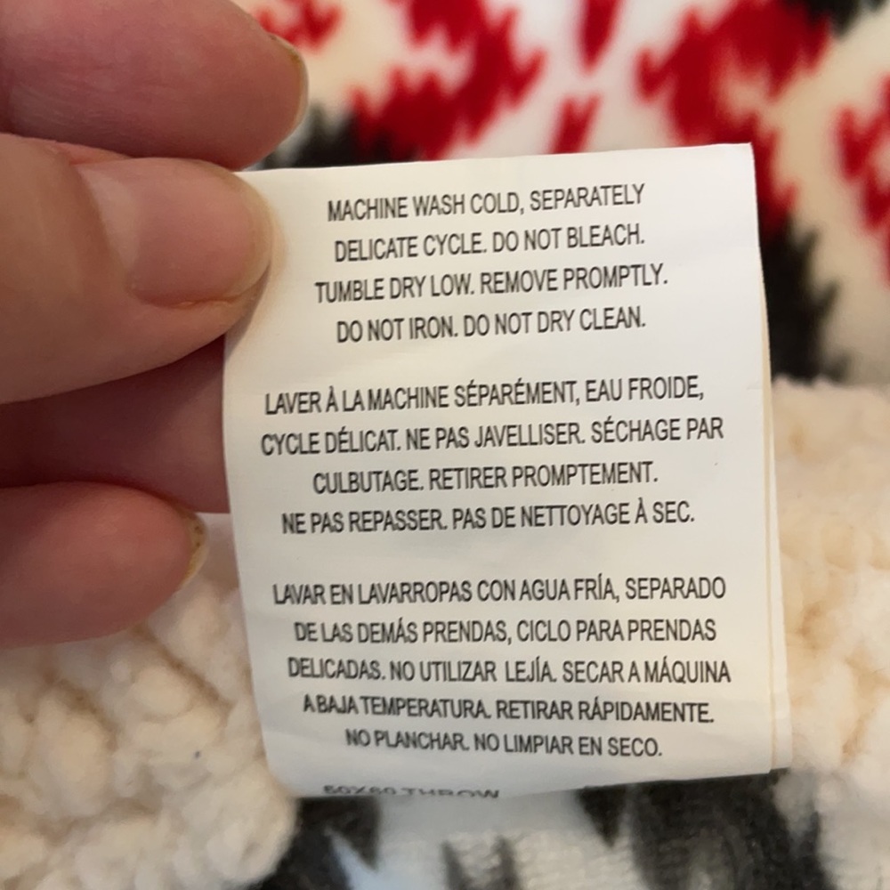NWOT Eddie Bauer lap blanket - Picture 4 of 4